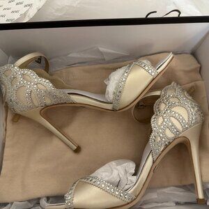 Badgley Mischka Roxy sandals, size 7.5